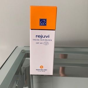 rejuvi facial sunblock spf40